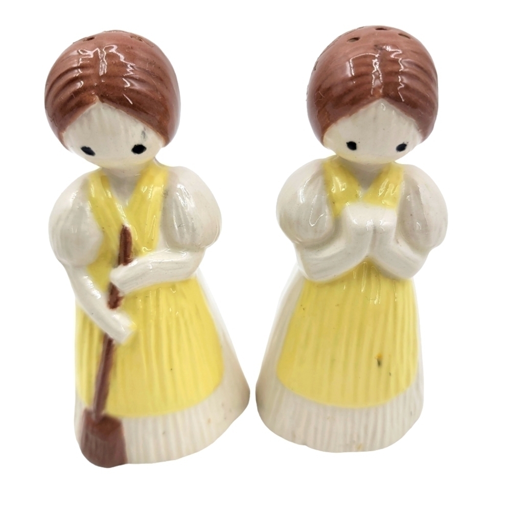 VINTAGE GIRLS WITH BRAIDS SALT AND PEPPER SHAKERS